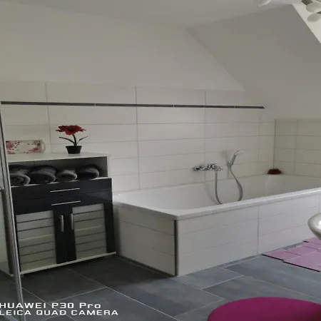 דירה Gaestewohnung 17 *